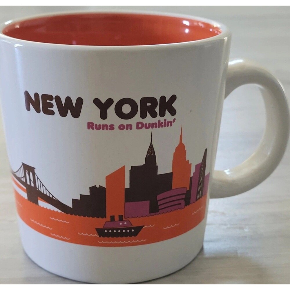 New York Runs on Dunkin 2013 Dunkin’ Donuts Coffee Mug 12oz